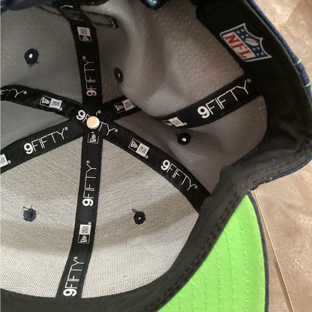 Seattle Seahawks Snapback - Picture 3 of 5